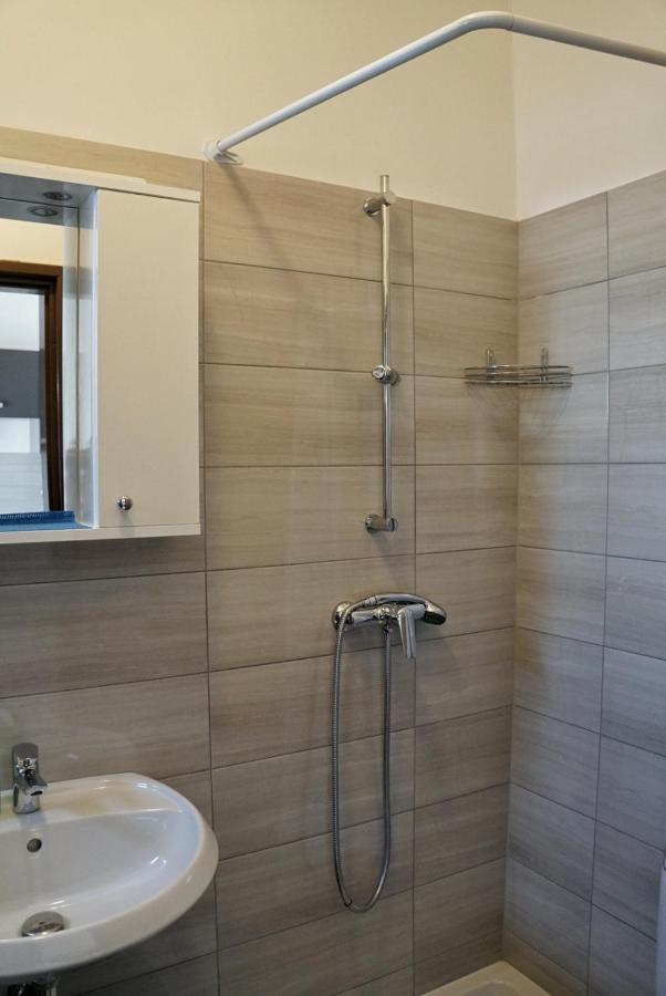 Apartmani Vesna Замбратия Экстерьер фото