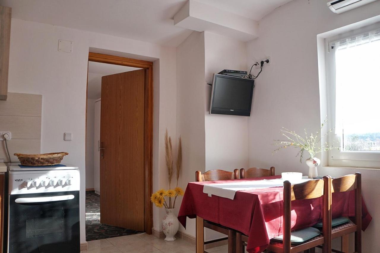Apartmani Vesna Замбратия Экстерьер фото