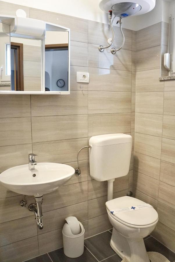 Apartmani Vesna Замбратия Экстерьер фото